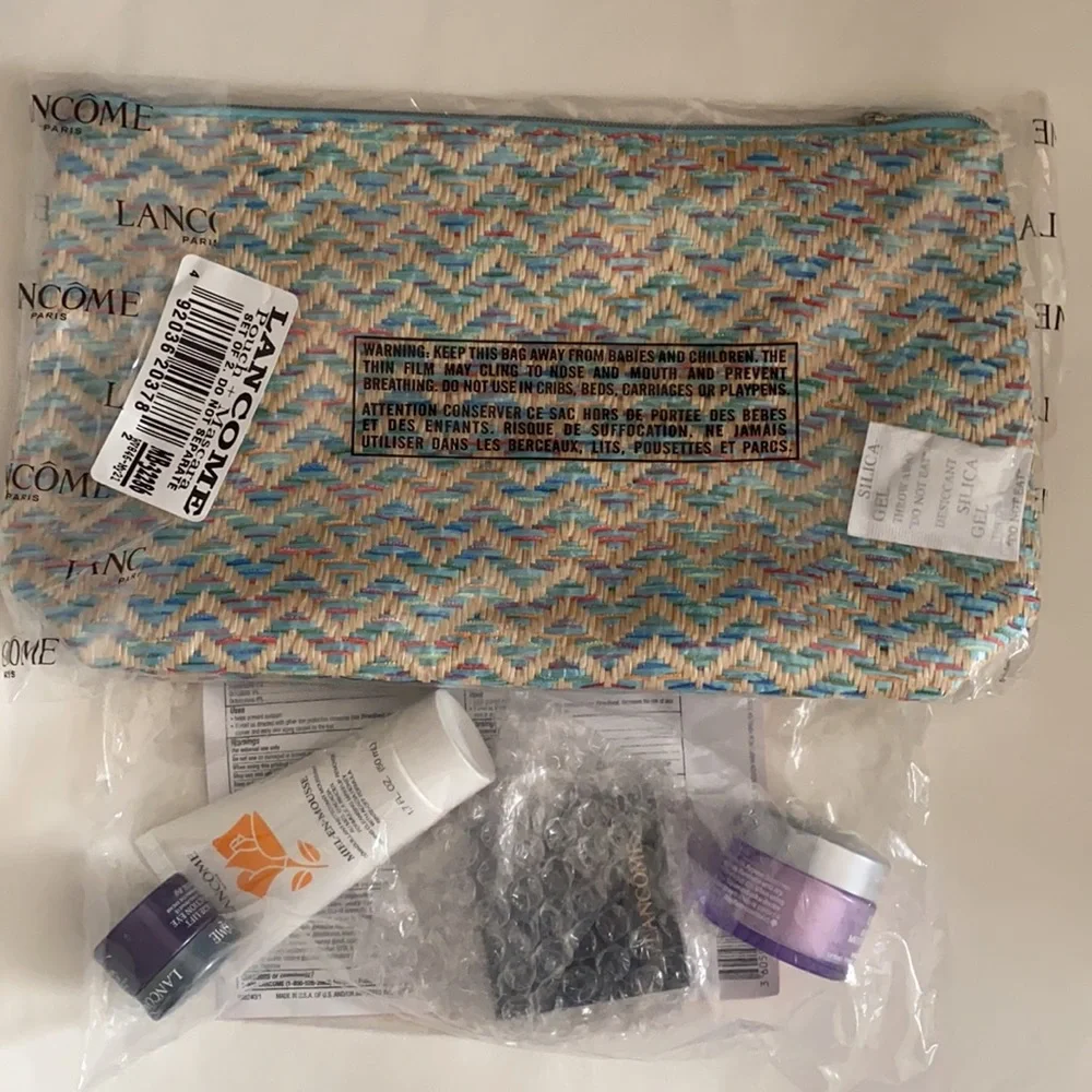 LANCOME 6p Makeup Skincare Eyeshadow Mascara Renergie Lift $140 NIP